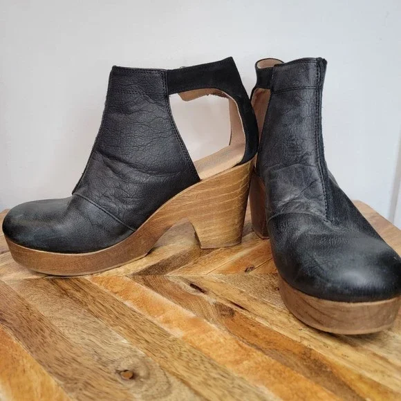 Free People Amber Orchard Boot Clog Black Leather Ankle Buckle Cut Out 9.5-10 - Picture 5 of 11